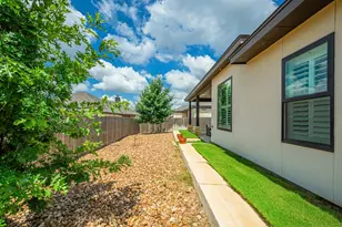 109 Madrona Ln, Fredericksburg, TX 78624 - Photo 8