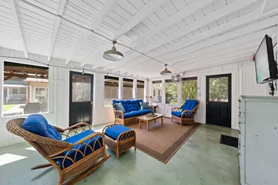 105 E Centre St, Fredericksburg, TX 78624 - Photo 28