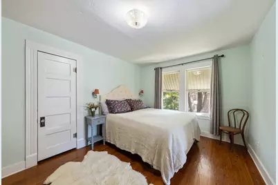 105 E Centre St, Fredericksburg, TX 78624 - Photo 18