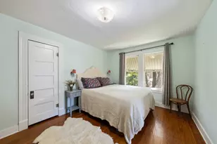 105 E Centre St, Fredericksburg, TX 78624 - Photo 18