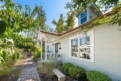 105 E Centre St, Fredericksburg, TX 78624 - Photo 56