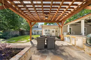 105 E Centre St, Fredericksburg, TX 78624 - Photo 48