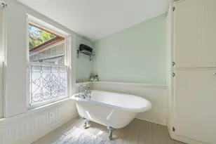 105 E Centre St, Fredericksburg, TX 78624 - Photo 20