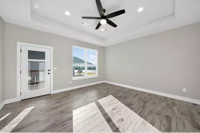 1603 Redwood Ct, Fredericksburg, TX 78624 - Photo 14