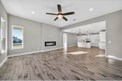 1603 Redwood Ct, Fredericksburg, TX 78624 - Photo 2