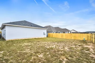 1603 Redwood Ct, Fredericksburg, TX 78624 - Photo 32