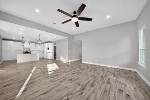 1603 Redwood Ct, Fredericksburg, TX 78624 - Photo 4