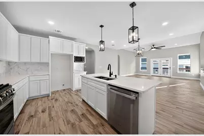 1603 Redwood Ct, Fredericksburg, TX 78624 - Photo 2