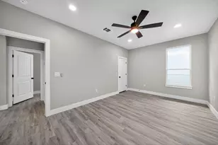 1604 Redwood Ct, Fredericksburg, TX 78624 - Photo 12