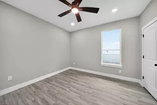 1604 Redwood Ct, Fredericksburg, TX 78624 - Photo 20