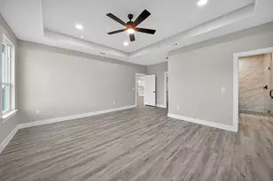 1604 Redwood Ct, Fredericksburg, TX 78624 - Photo 14