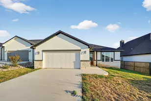 1604 Redwood Ct, Fredericksburg, TX 78624 - Photo 26