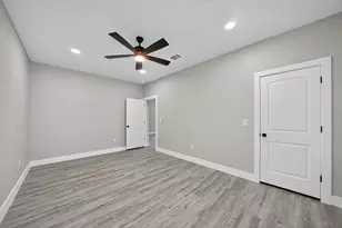 1604 Redwood Ct, Fredericksburg, TX 78624 - Photo 22