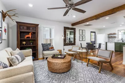 212 W Peach St, Fredericksburg, TX 78624 - Photo 6