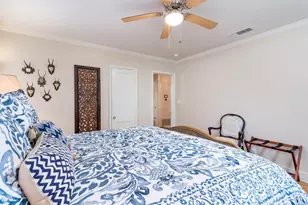 203 W Travis St, Fredericksburg, TX 78624 - Photo 14