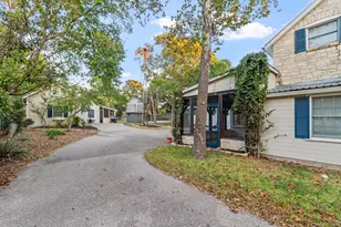 612 W San Antonio St, Fredericksburg, TX 78624 - Photo 60