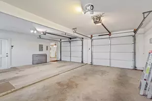 612 W San Antonio St, Fredericksburg, TX 78624 - Photo 36