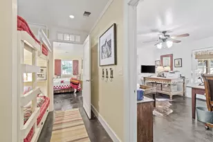 612 W San Antonio St, Fredericksburg, TX 78624 - Photo 80