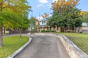 612 W San Antonio St, Fredericksburg, TX 78624 - Photo 52