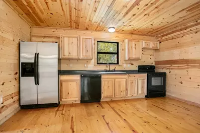 511 Bluebird St, Fredericksburg, TX 78624 - Photo 8