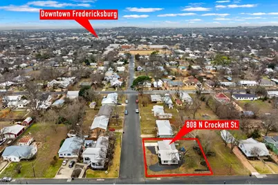 808 N Crockett St, Fredericksburg, TX 78624 - Photo 36