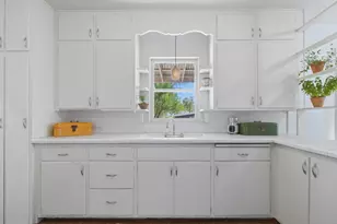 707 Whitney, Fredericksburg, TX 78624 - Photo 4