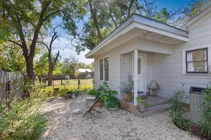 707 Whitney, Fredericksburg, TX 78624 - Photo 20