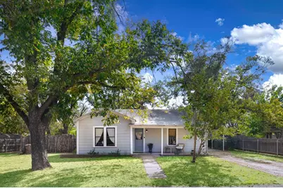 707 Whitney, Fredericksburg, TX 78624 - Photo 1