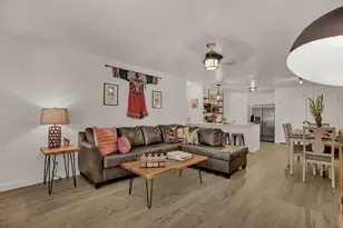 907 Hill St, Fredericksburg, TX 78624 - Photo 8