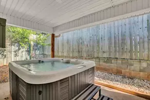 907 Hill St, Fredericksburg, TX 78624 - Photo 28