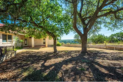 125 Crestline Dr, Kerrville, TX 78028 - Photo 38