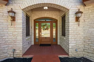 125 Crestline Dr, Kerrville, TX 78028 - Photo 6