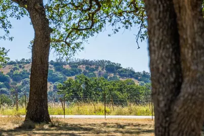 3 Sultemeier-Moellering Rd, Fredericksburg, TX 78624 - Photo 38