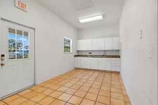 408-410 W Main St, Fredericksburg, TX 78624 - Photo 22