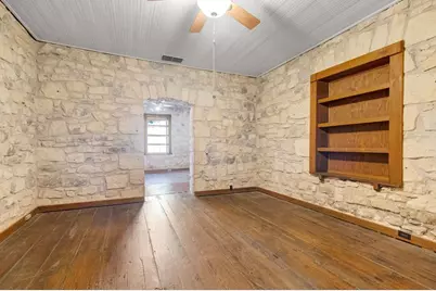408-410 W Main St, Fredericksburg, TX 78624 - Photo 32