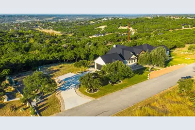 121 Center Oaks Court, Kerrville, TX 78028 - Photo 40