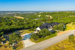 121 Center Oaks Ct., Kerrville, TX 78028 - Photo 40