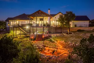 121 Center Oaks Ct., Kerrville, TX 78028 - Photo 2