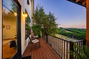 121 Center Oaks Ct., Kerrville, TX 78028 - Photo 18