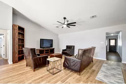 1265 Bob White Dr, Spring Branch, TX 78070 - Photo 8