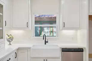 1513 Jefferson St, Kerrville, TX 78028 - Photo 14