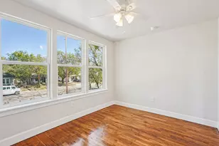 1513 Jefferson St, Kerrville, TX 78028 - Photo 28