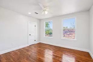 1513 Jefferson St, Kerrville, TX 78028 - Photo 30