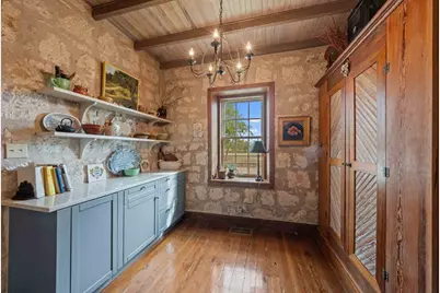 6754 North Grape Creek Rd, Fredericksburg, TX 78624 - Photo 16