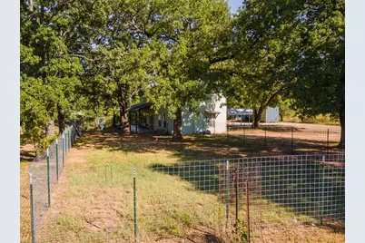 959 S Eagle St, Fredericksburg, TX 78624 - Photo 72