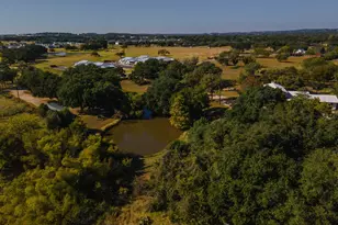 959 S Eagle St, Fredericksburg, TX 78624 - Photo 10