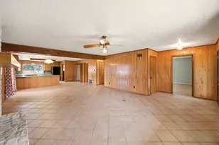 959 S Eagle St, Fredericksburg, TX 78624 - Photo 32