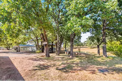 959 S Eagle St, Fredericksburg, TX 78624 - Photo 88