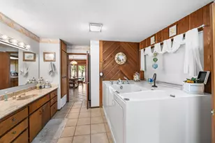 959 S Eagle St, Fredericksburg, TX 78624 - Photo 48