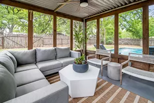 803 W Travis St, Fredericksburg, TX 78624 - Photo 42